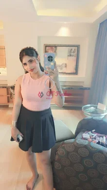 College Girls in Howrah